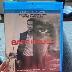 🔴5/$25🔴 Safe House blu ray and DVD set